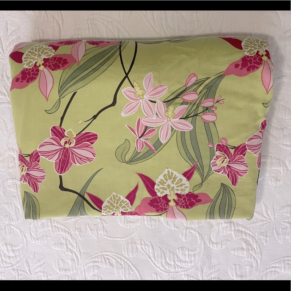 Vintage Hillcrest Floral Duvet Cover with Shams - Queen